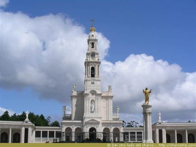 El Santuario de la Virgen de Fátima - Charcotrip