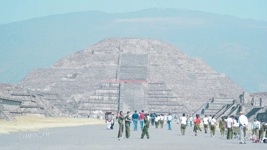 Teotihuacan moon pyramid